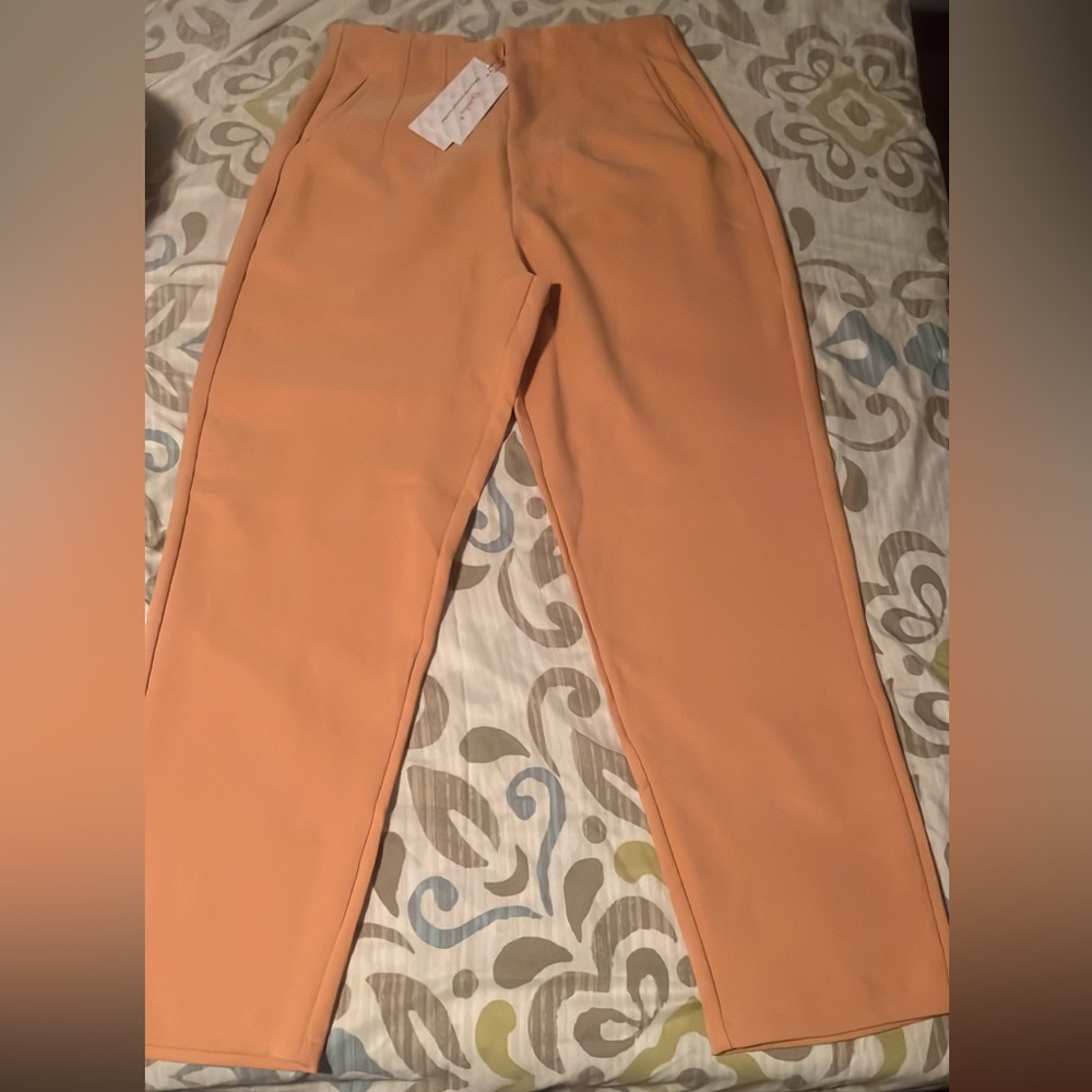 Peach color
